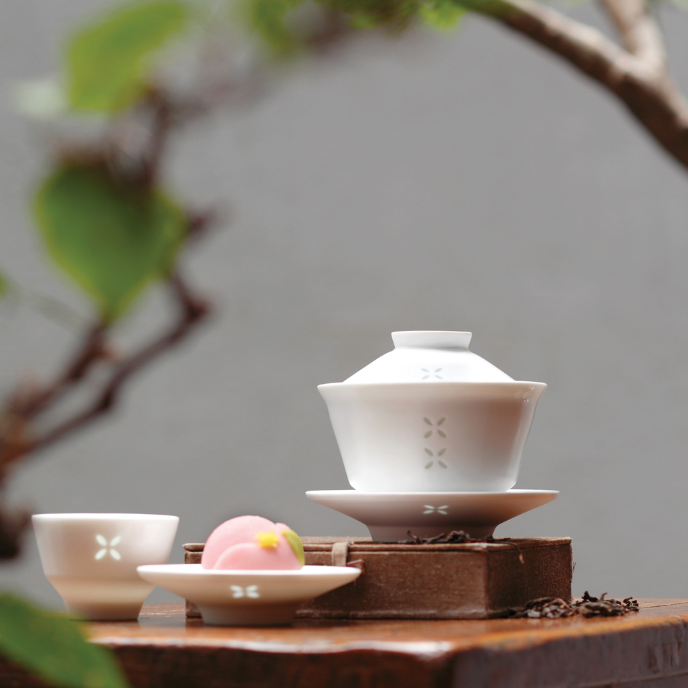 JIA品家】紛雪品茗玲瓏瓷釉燒蓋碗150ml 單入禮盒組