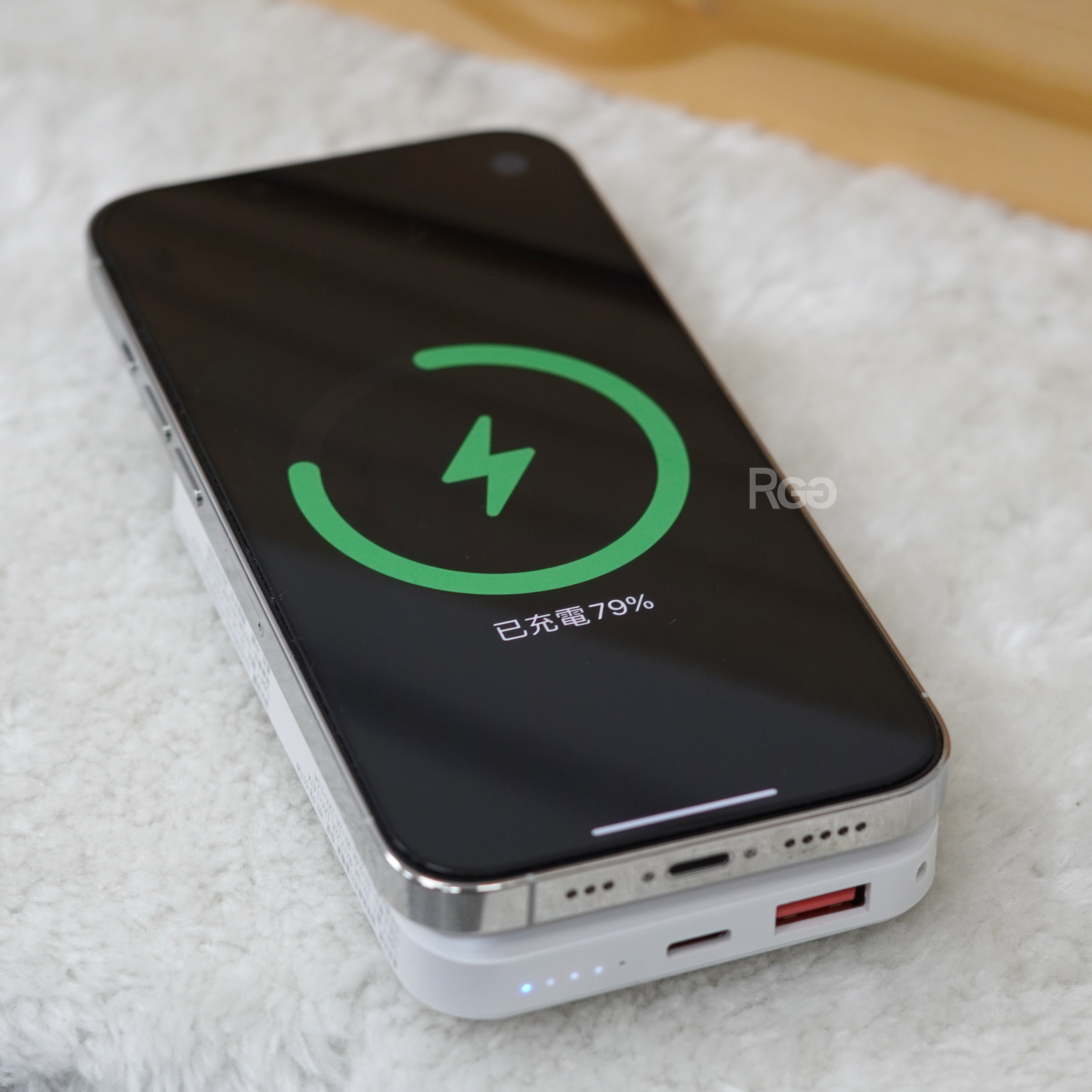 WiWU Cube 磁吸無線充行動電源 10000mAh