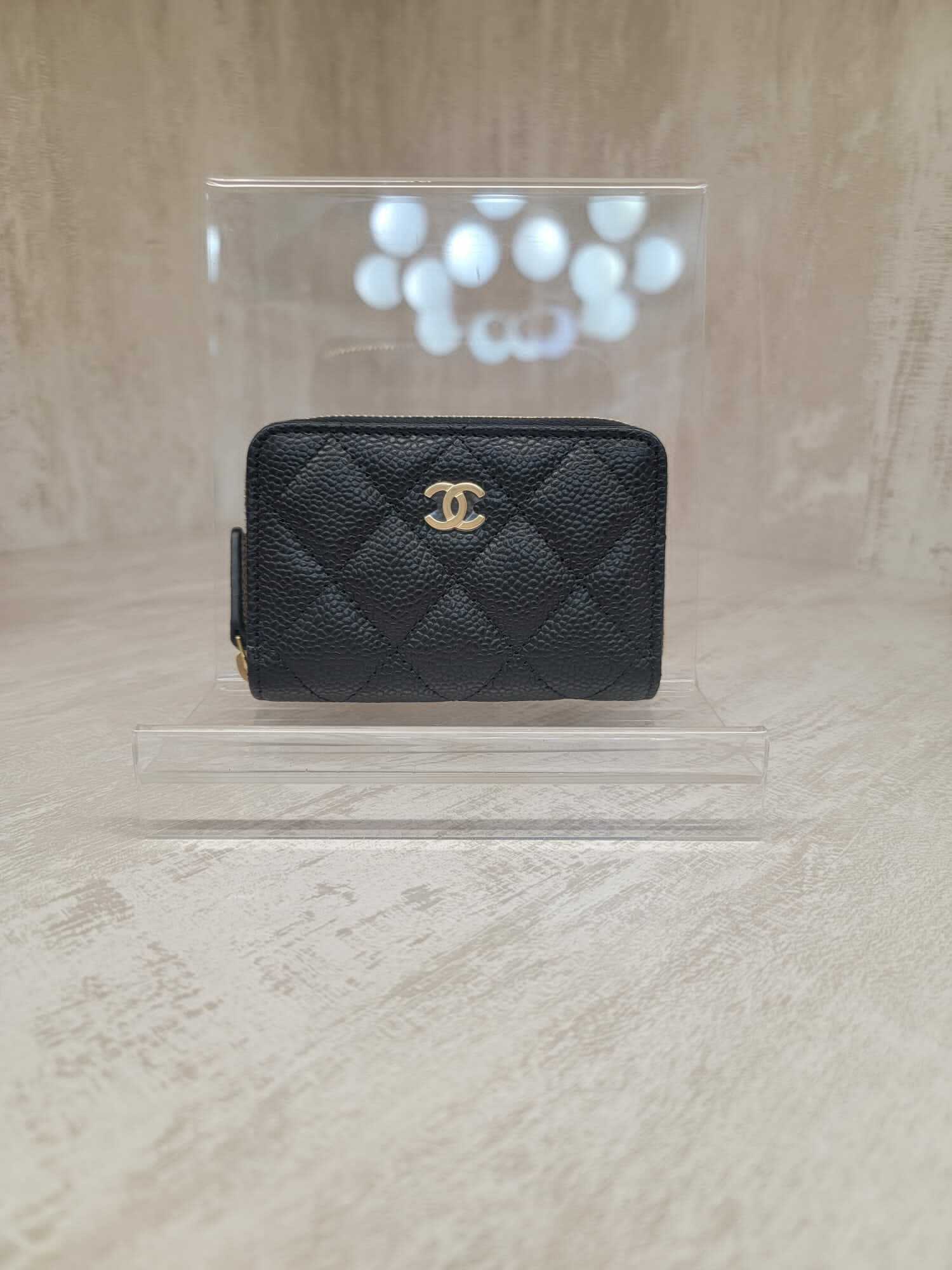 Chanel  AP0216 ZIP cardholder CAVIAR BLACK GOLD 卡包  牛皮金扣 經典拉鏈零錢包