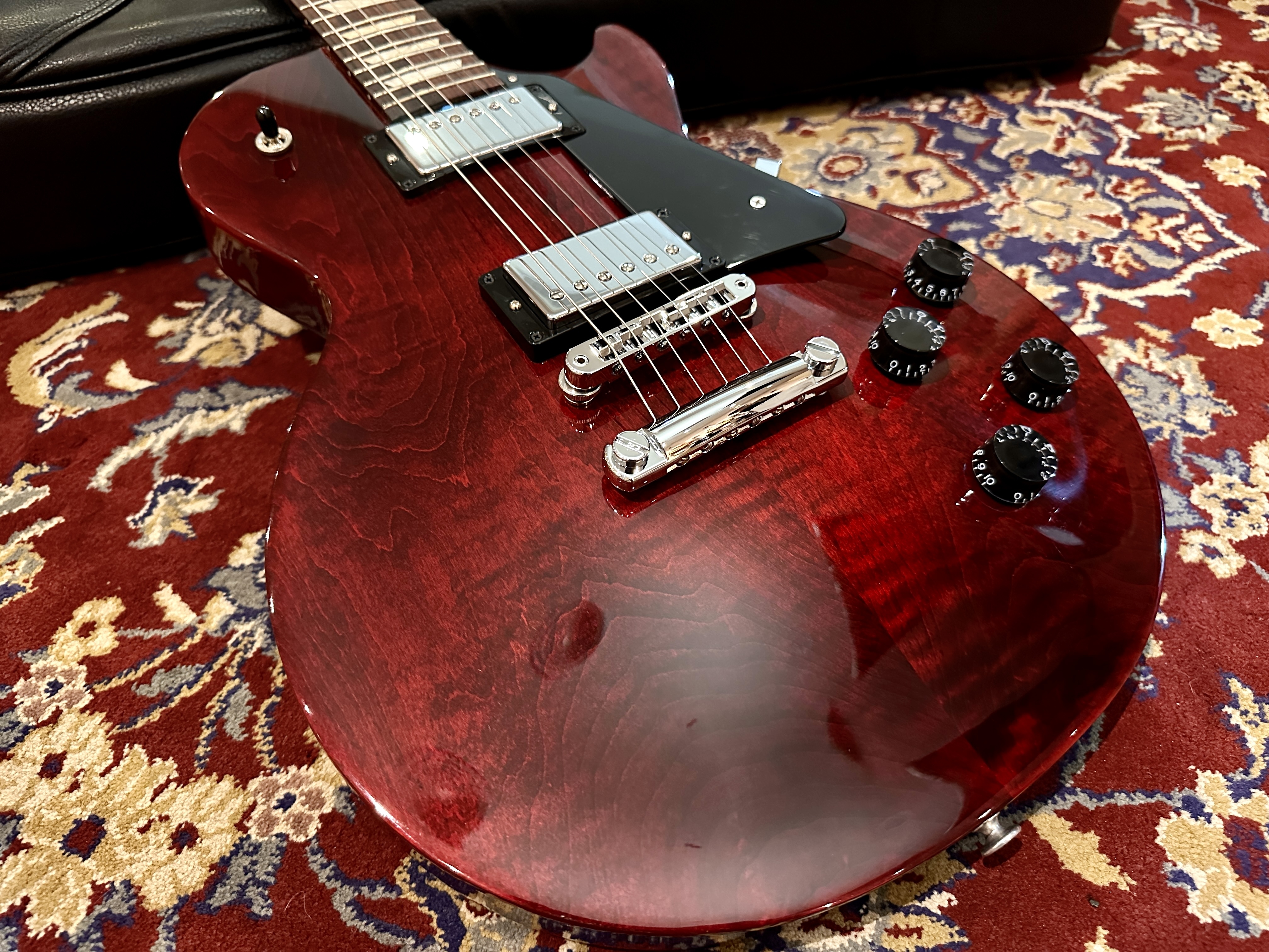 Gibson Gibson Les Paul Studio - Wine Red 第 2 張圖片｜三峽吉他 / Bass