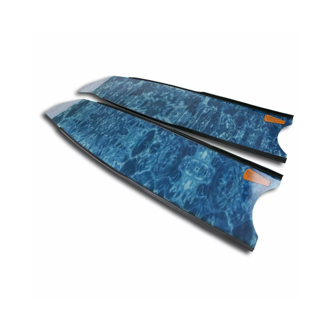 ▲Leaderfins 玻纖長蛙板-水藍迷彩BLUE CAMO