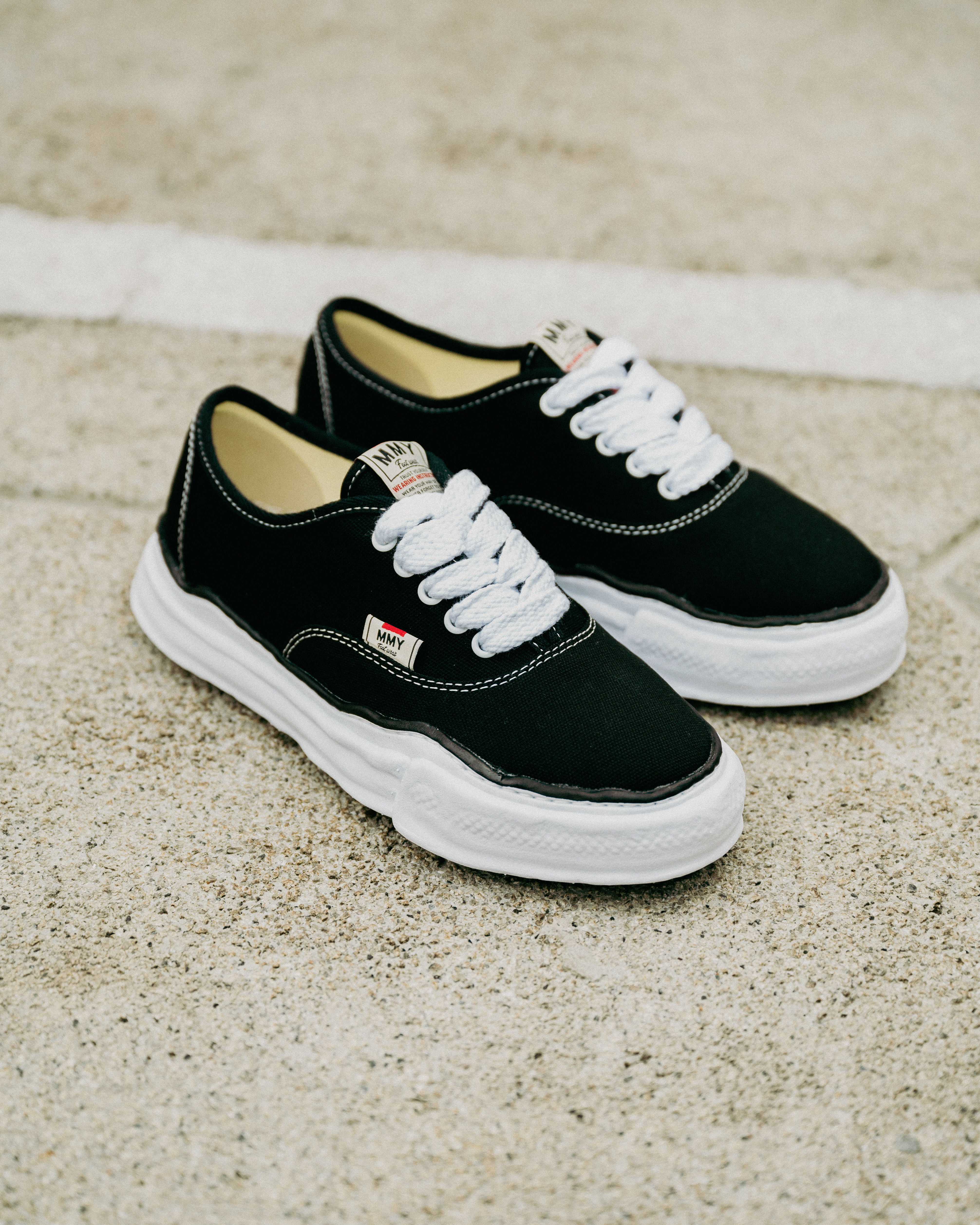 MIHARA YASUHIRO｜SNEAKERS (A02FW704 BLACK/WHITE) Maison Mihara Yasuhiro Baker OG Sole Canvas Low Black
