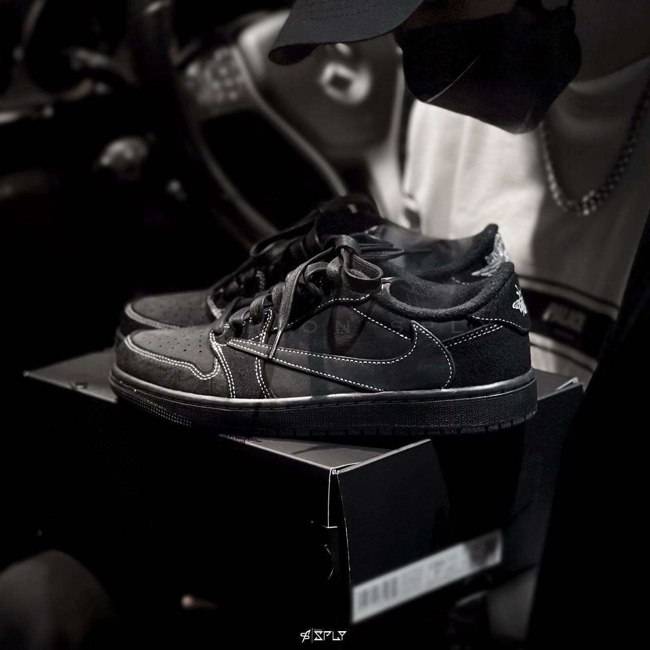 Travis Scott x Air Jordan 1 Low OG Black Phantom 全黑幻影 倒勾 DM7866-001
