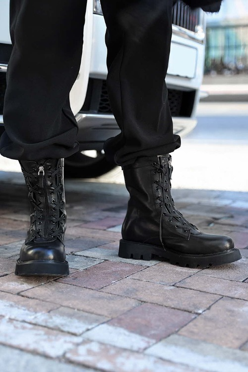 中心拉鍊One鉚釘皮革馬丁靴