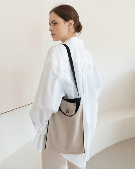☆韓国の人気☆depound☆biscuit bag (M) ☆2色☆ BAG – depound