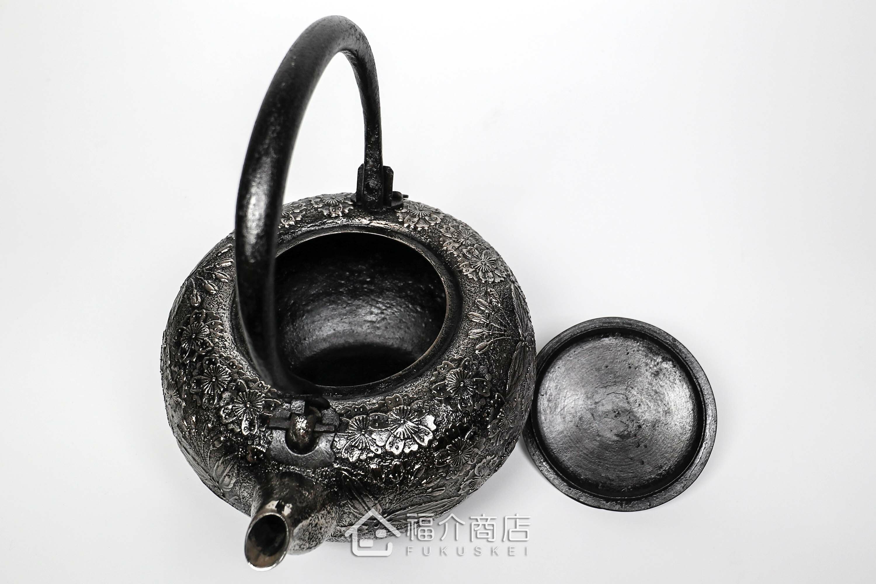 砂鐵材質的煮水用鐵壺