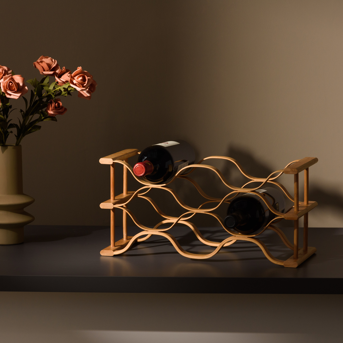原竹色 Wavi 酒瓶架 可以放入 6 入紅酒瓶