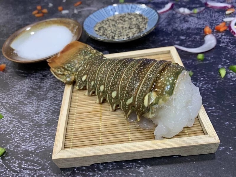 阿聯酋 中東龍蝦尾