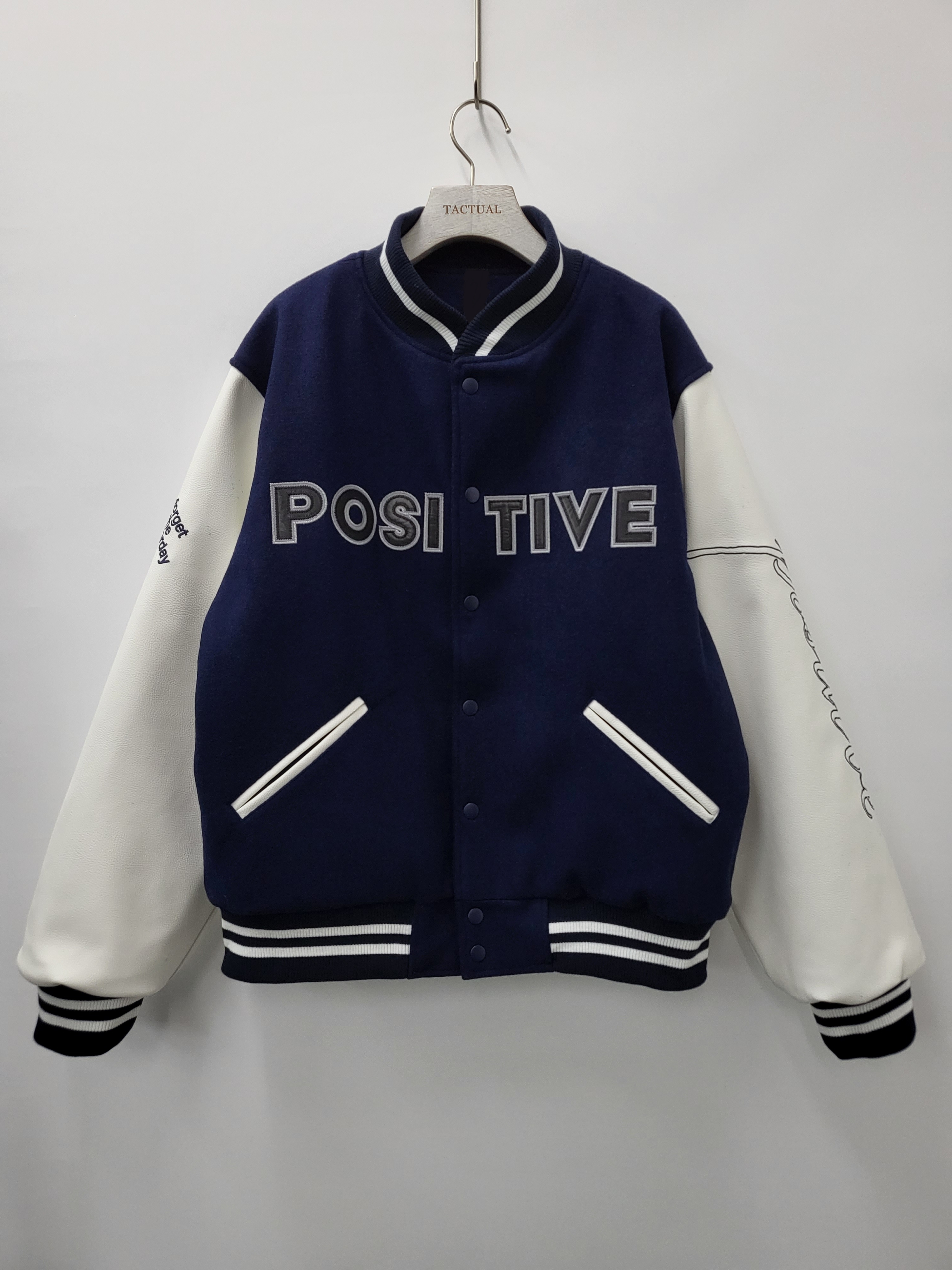 綉字拼皮袖夾棉棒球褸(瑕疵品) JK2180