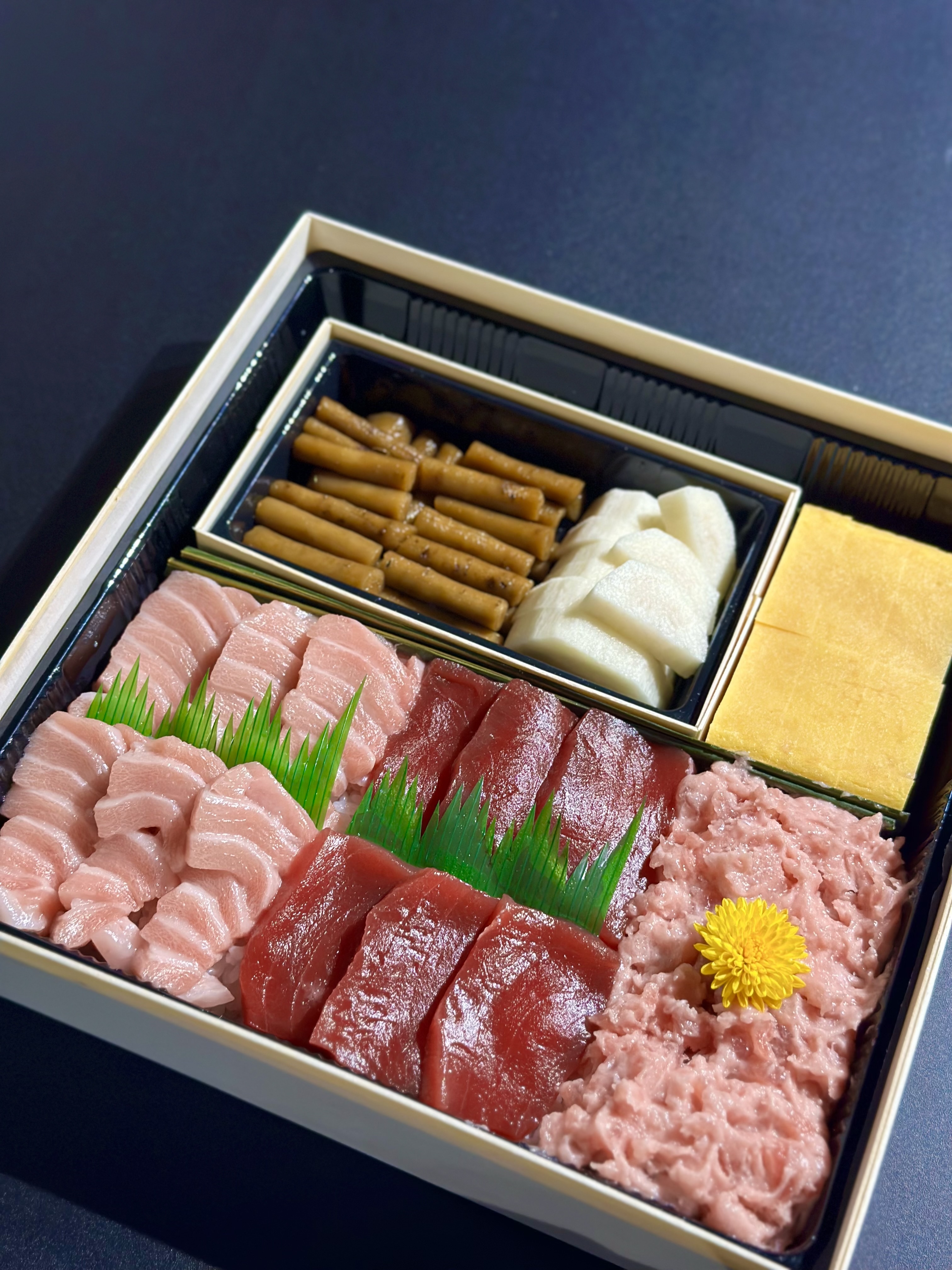 特選吞拿魚丼飯（拖羅 、 赤身 、拖羅蓉）