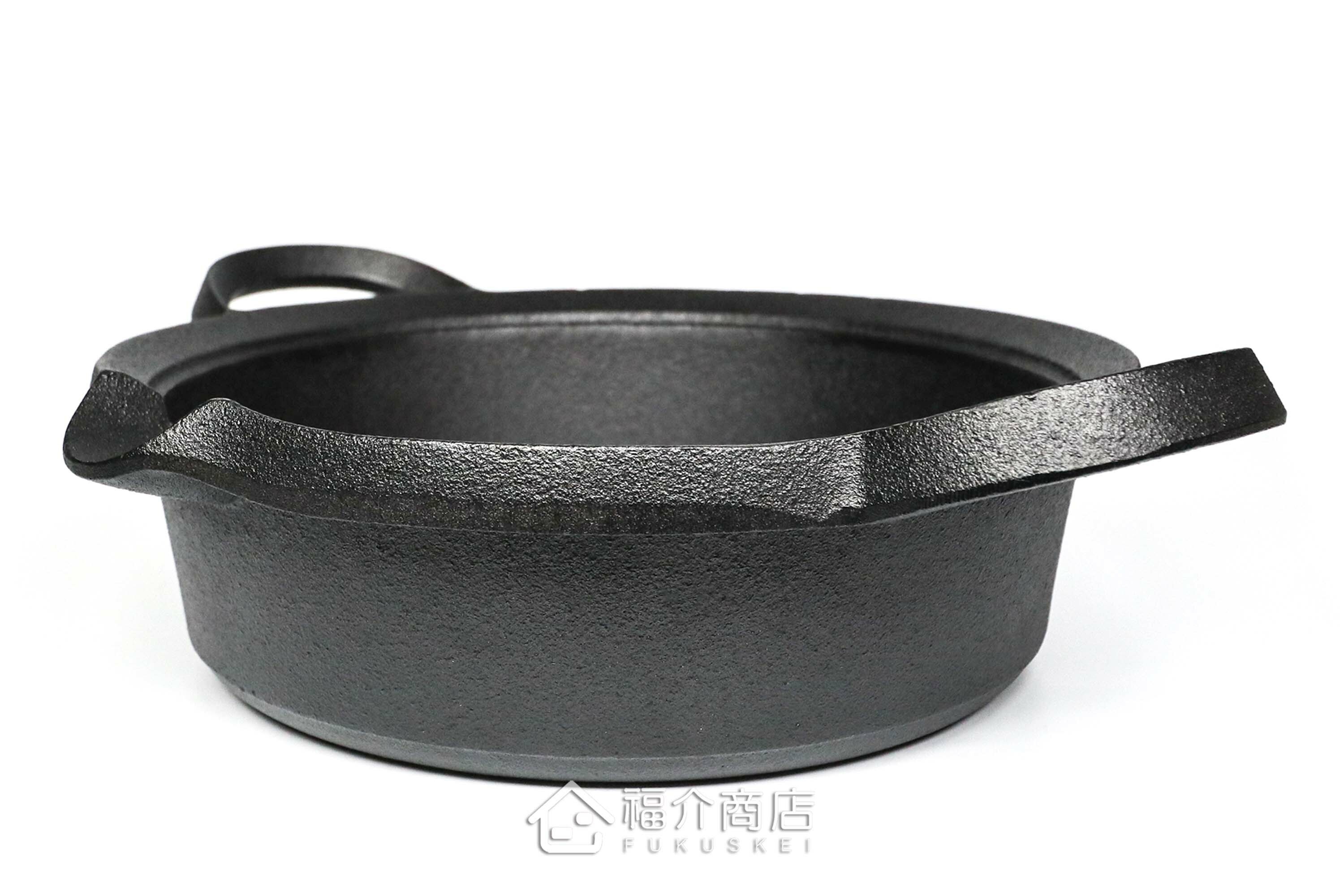 油炸用的黑色鑄鐵鍋