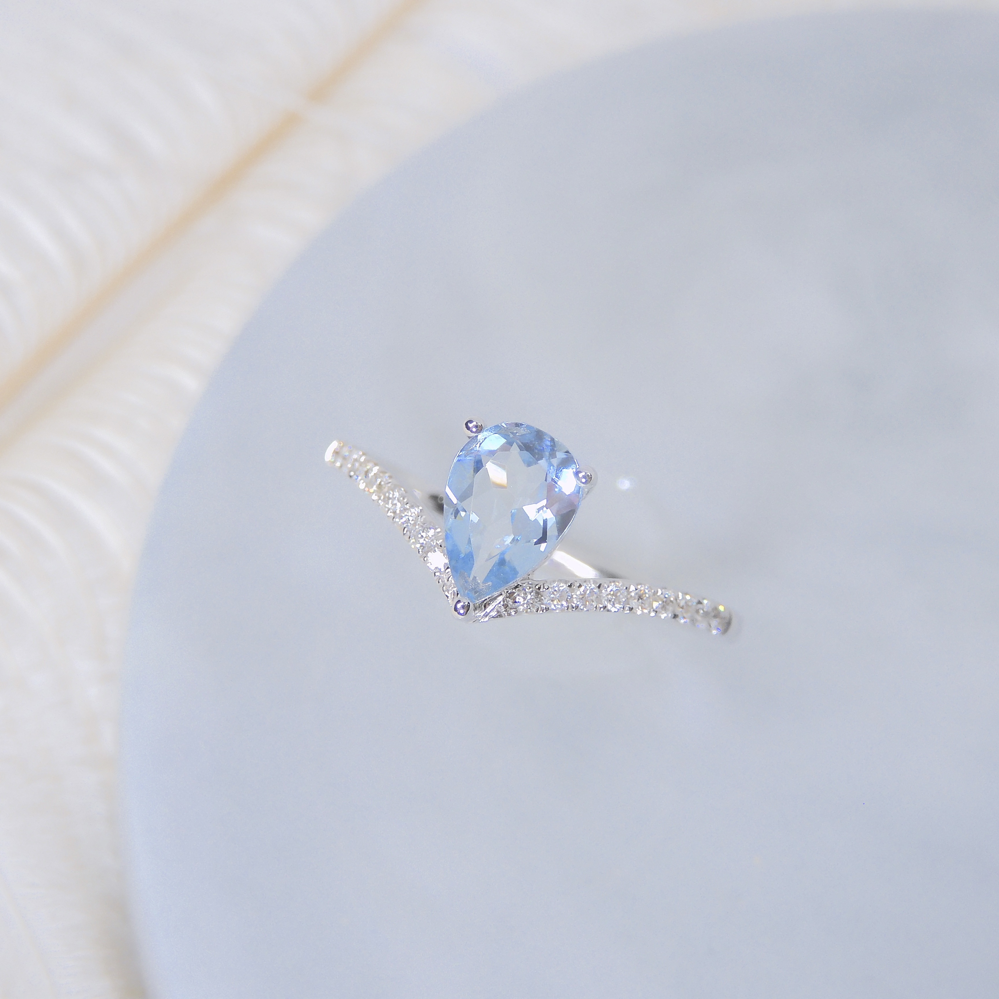 18K金 0.55ct 海藍寶戒指