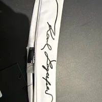 [S] KARL LAGERFELD L2KH6918 SCRIPT HEADBAND,WHITE, 194775314445 (SKL406)