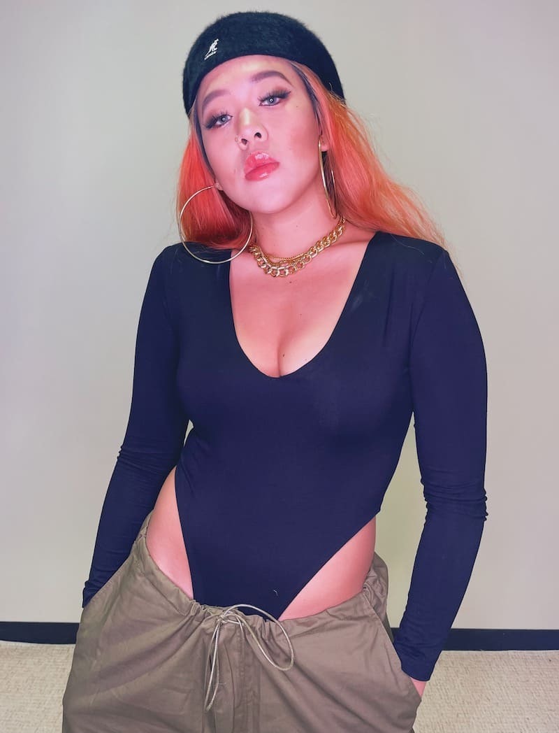 歐美彈力Ｖ領BODYSUIT