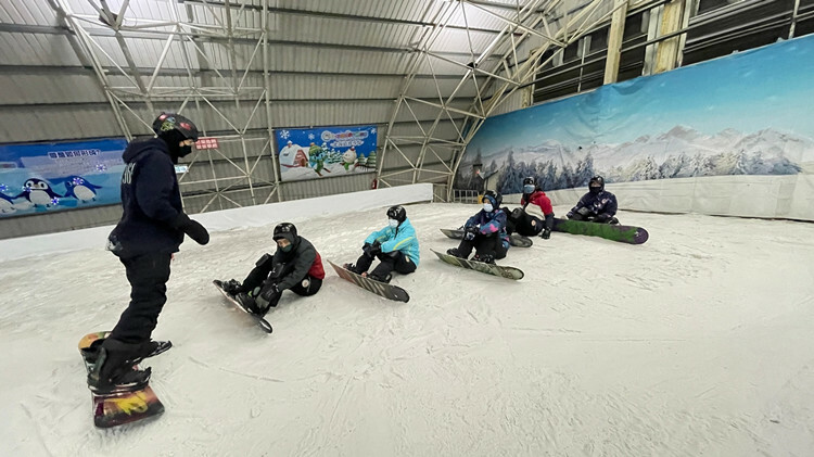 小叮噹滑雪場 滑雪板練習