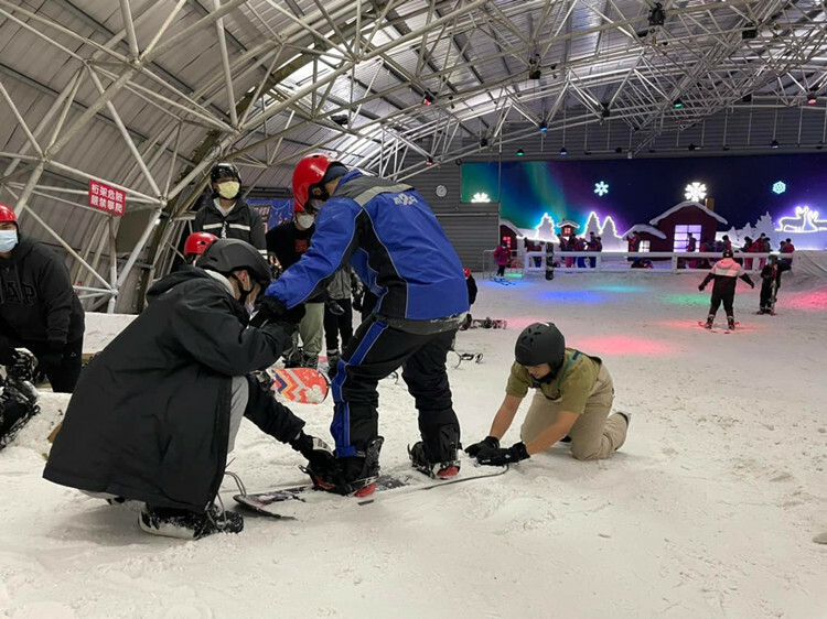 小叮噹滑雪板平衡練習