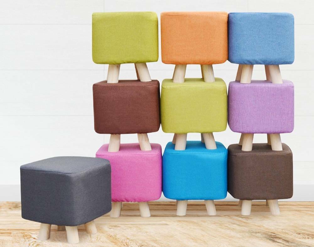 原木小沙發(顏色隨機)