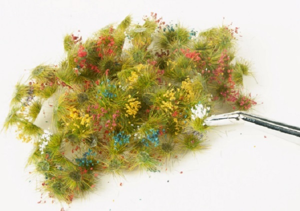 Noch 06805 Flowers  花叢