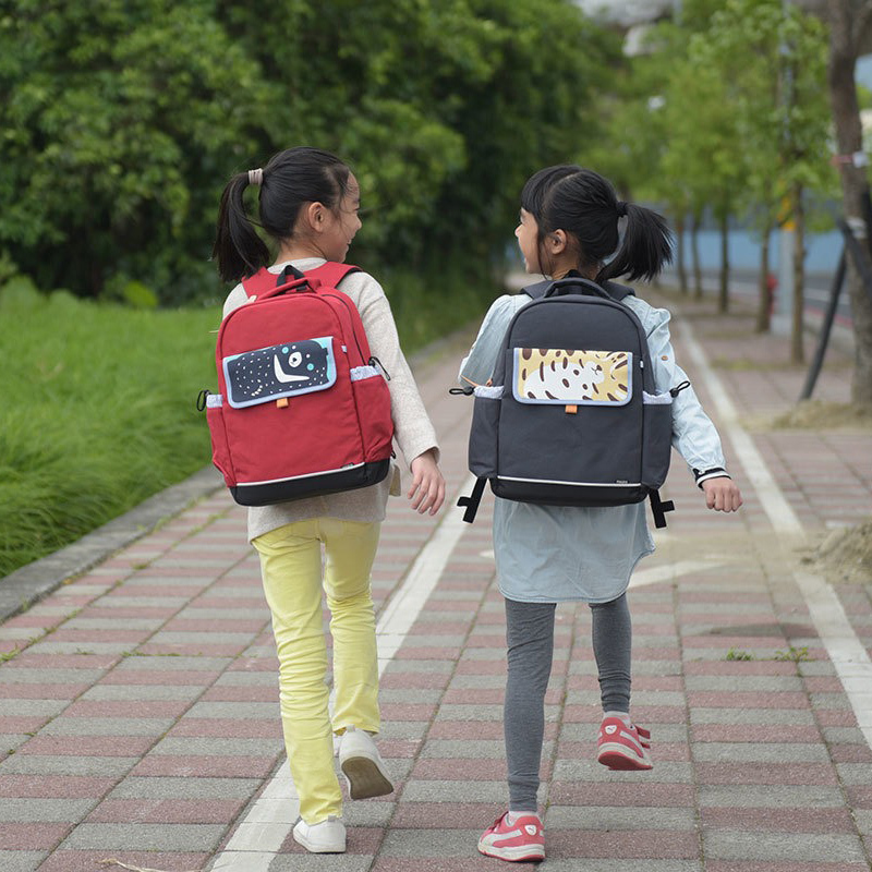 爸媽最關心的護脊功能到底是什麼呢 ?