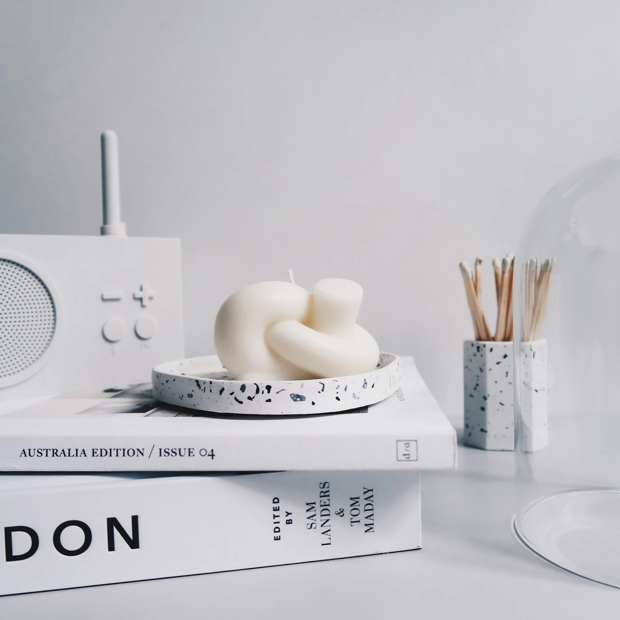 OVER HAND 繩結 | 造型手工天然大豆蠟燭 - 無味 - monochrome