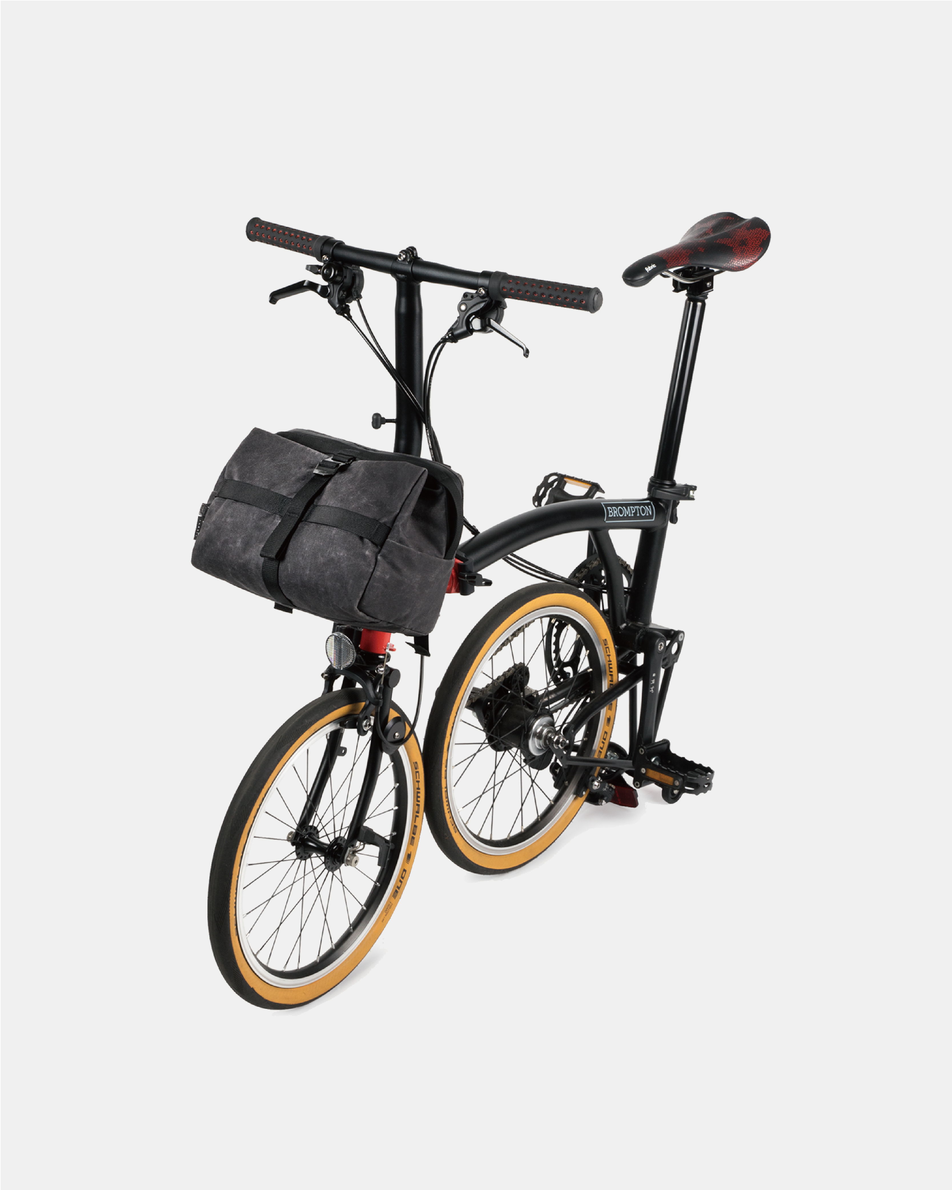 【沃坦】PIONEER 拓荒者 折疊車前包 M（含車前架）碳黑色