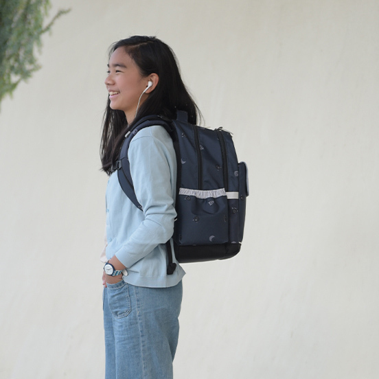 護脊書包有沒有用? 超完整科學實測，教你如何正確挑選