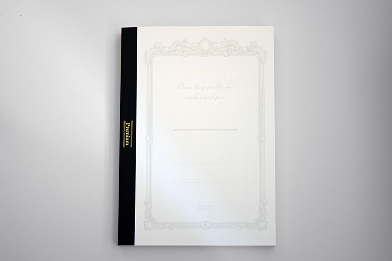 APICA Premium C.D. NOTEBOOK