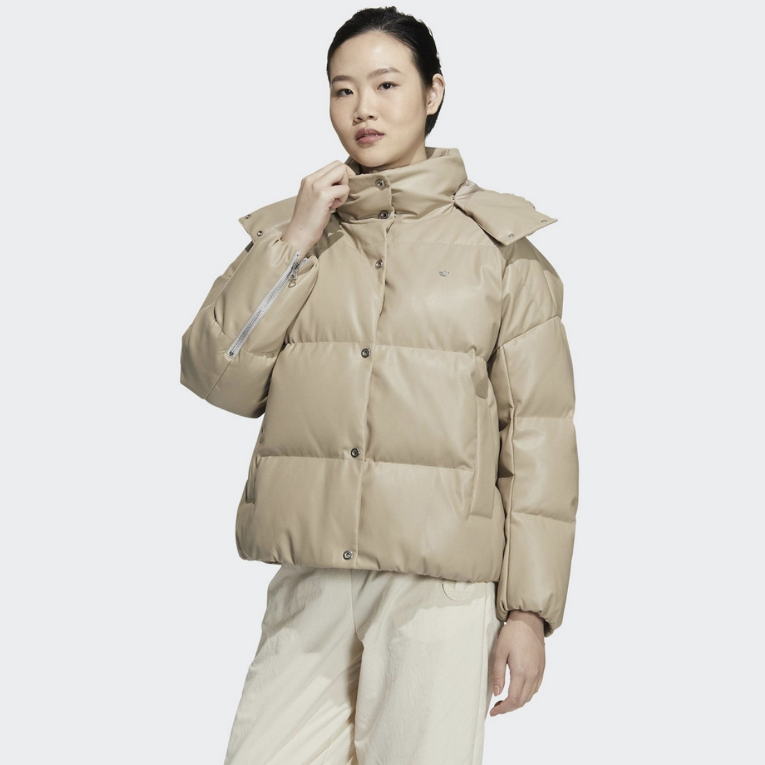 ADIDAS DOWN JKT 女 羽絨外套 卡其色  HS9527