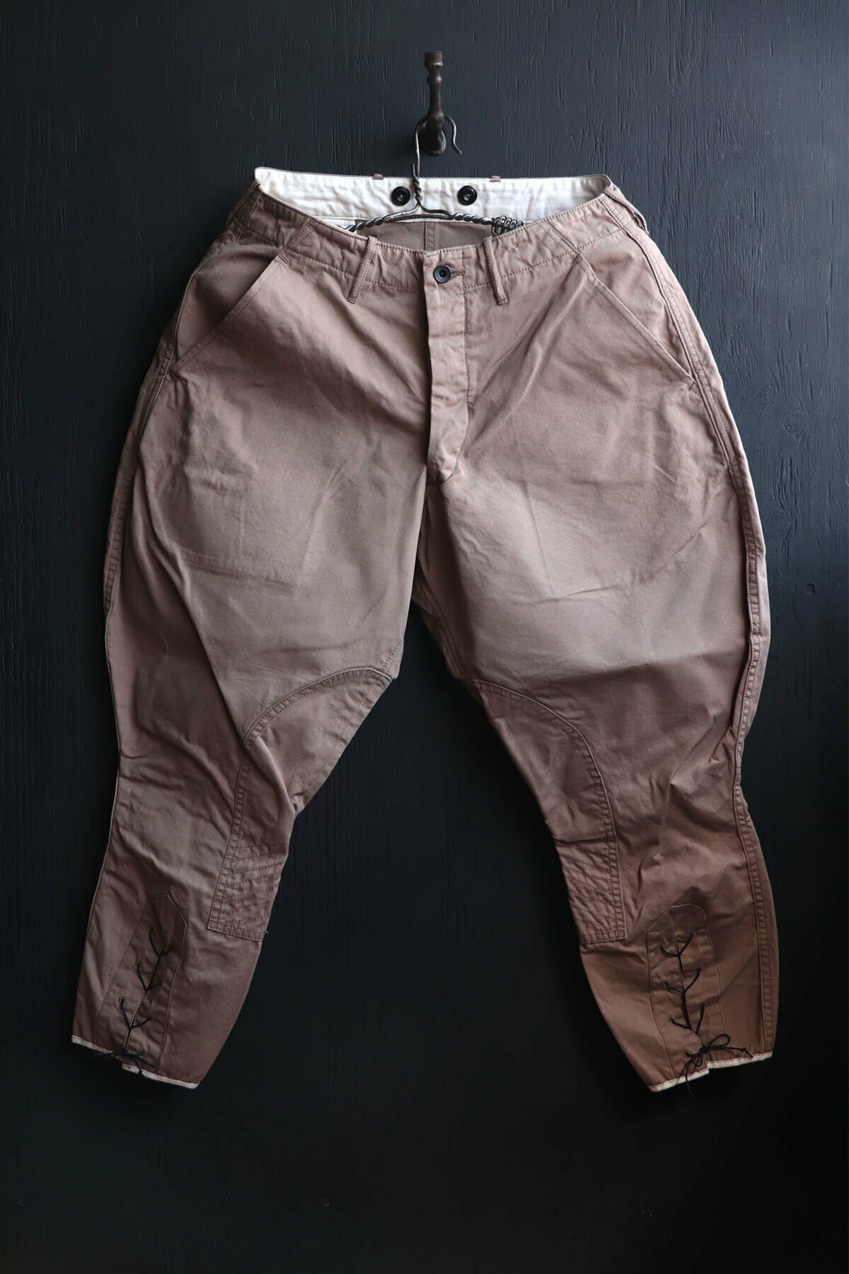 Black Sign Paraffin Weather Short Breeches / Sand Beige