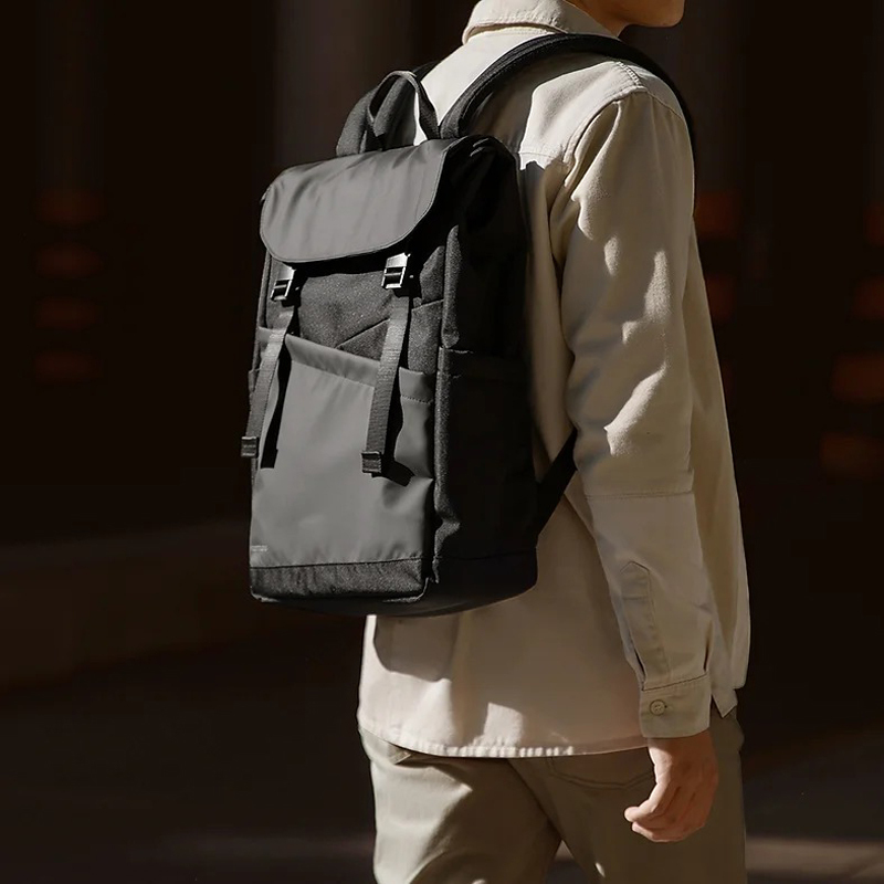 Tomtoc 商務系列 幾何雙肩包 石墨黑 適用MacBook Pro 15/16