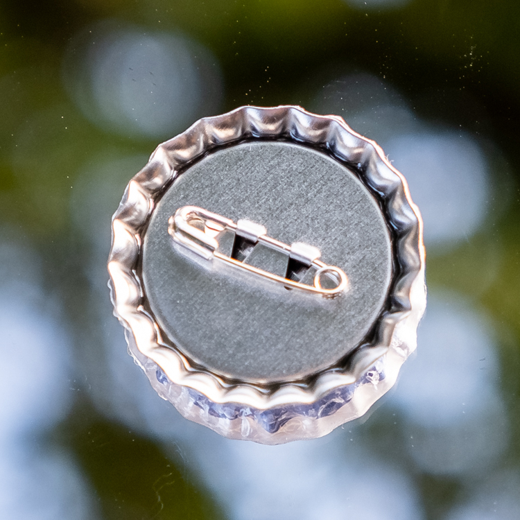 Raimochi｜瓶蓋徽章｜Keep alive