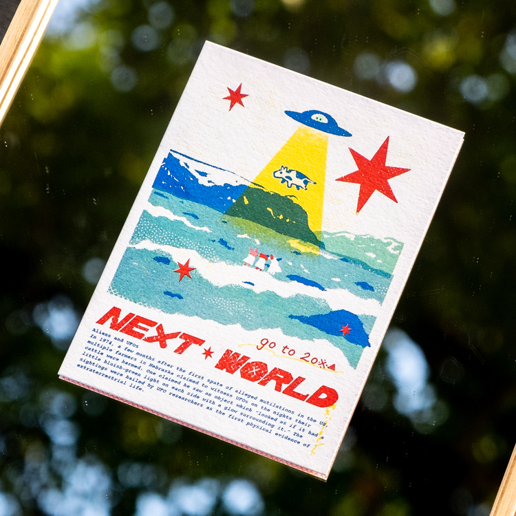 Raimochi｜RISO明信片｜Next world｜黃光幽浮