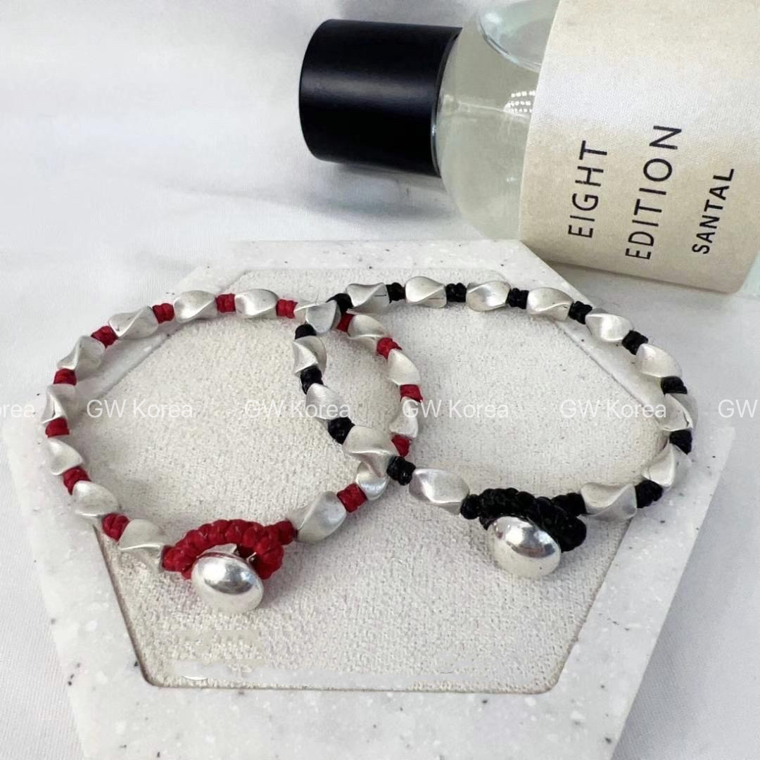 122121 扭紋蜜蠟手繩