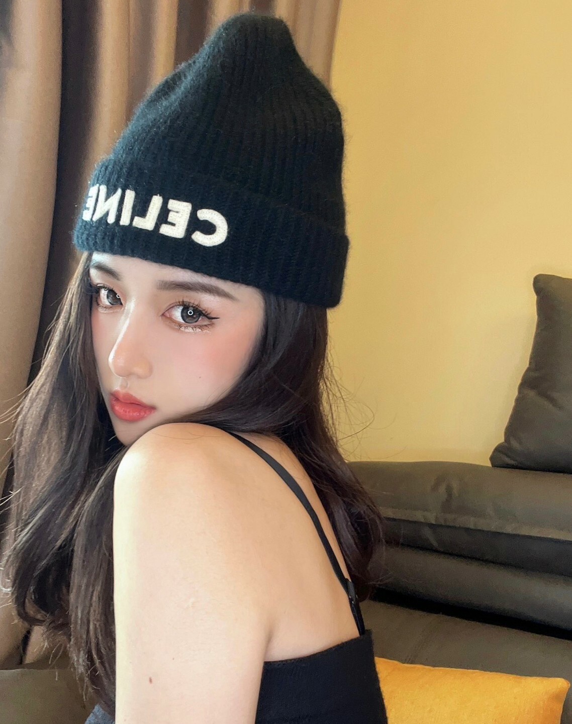 國外代購CELINE字母 Logo 黑 毛帽 2A45R734L-38NO