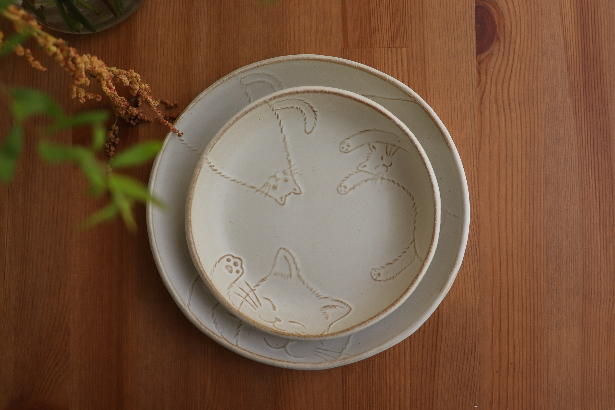 益子燒 若林健吾 浮雕貓咪 圓皿