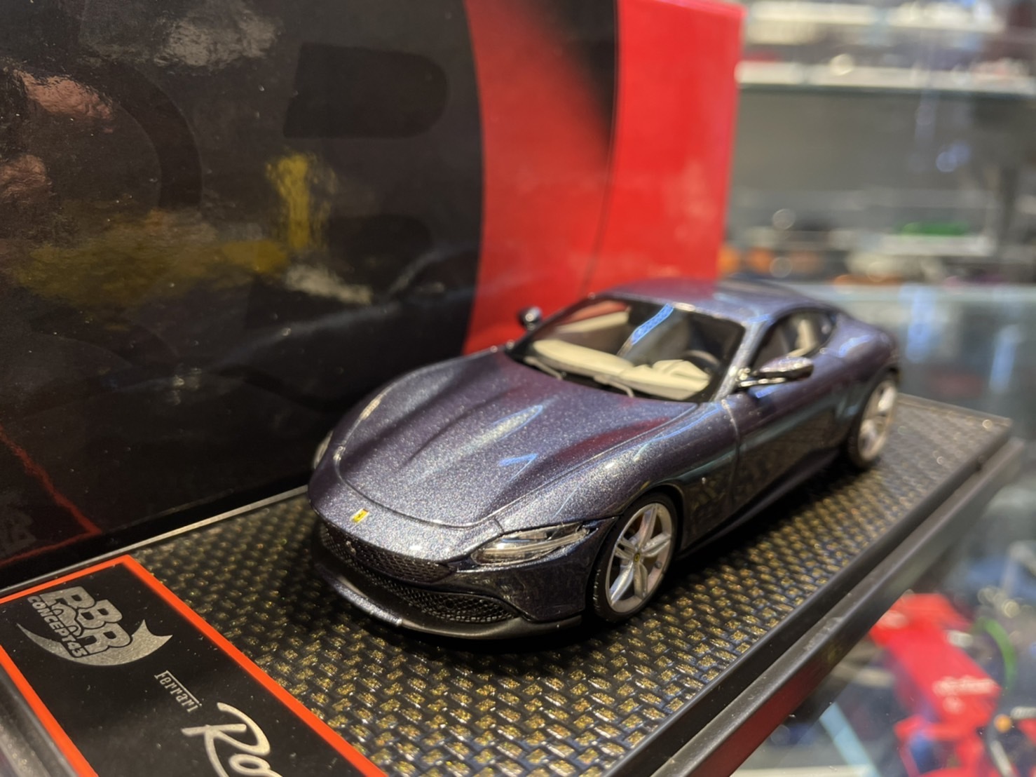 BBR BBRC236D1 Ferrari Roma 藍色1/43 (樹酯車)