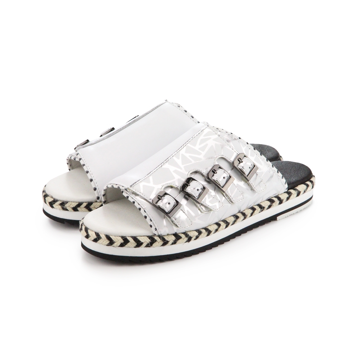 Metro M1152 White Leather Casual Shoes