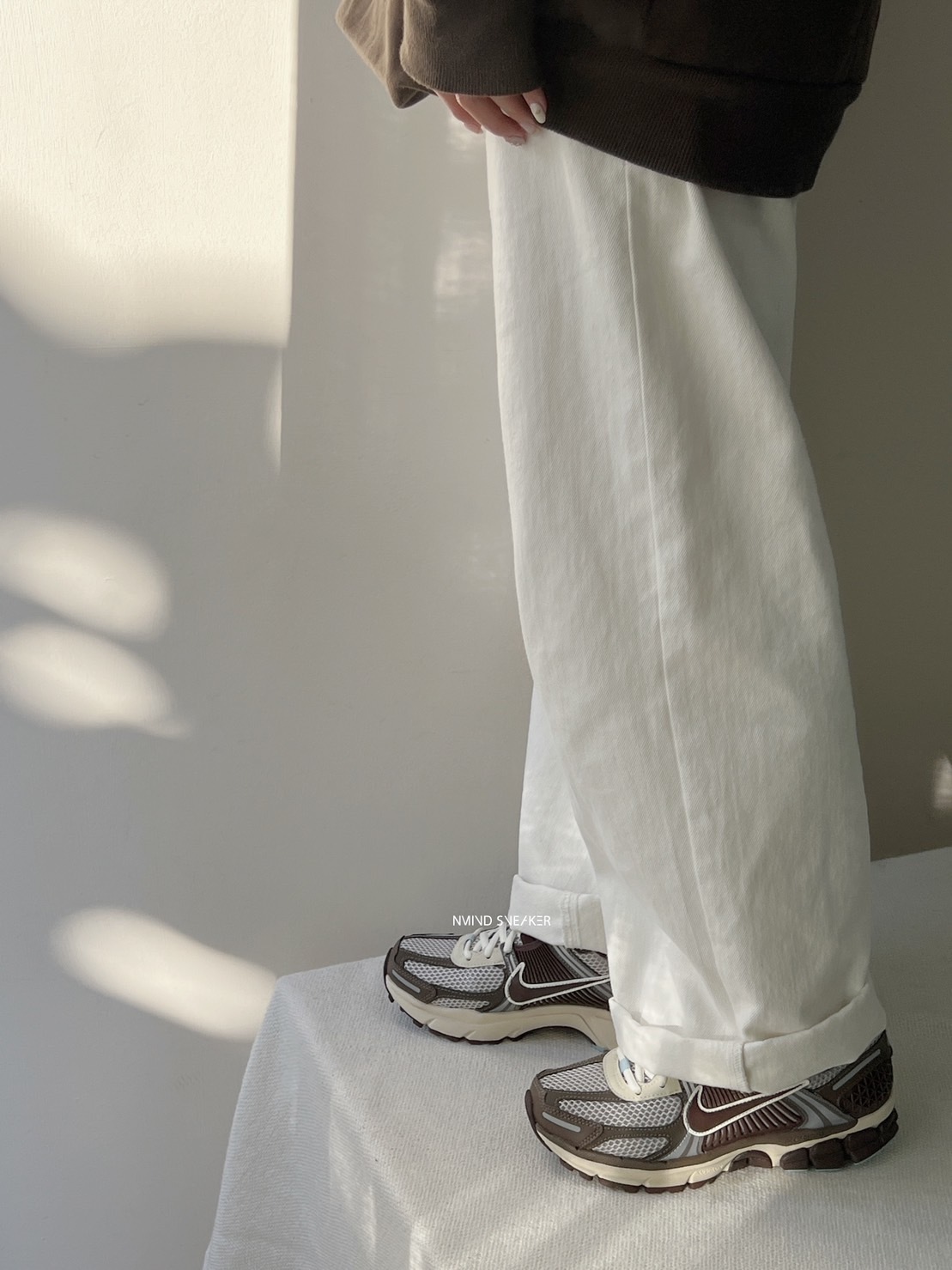 NIKE ZOOM VOMERO 5 太妃糖