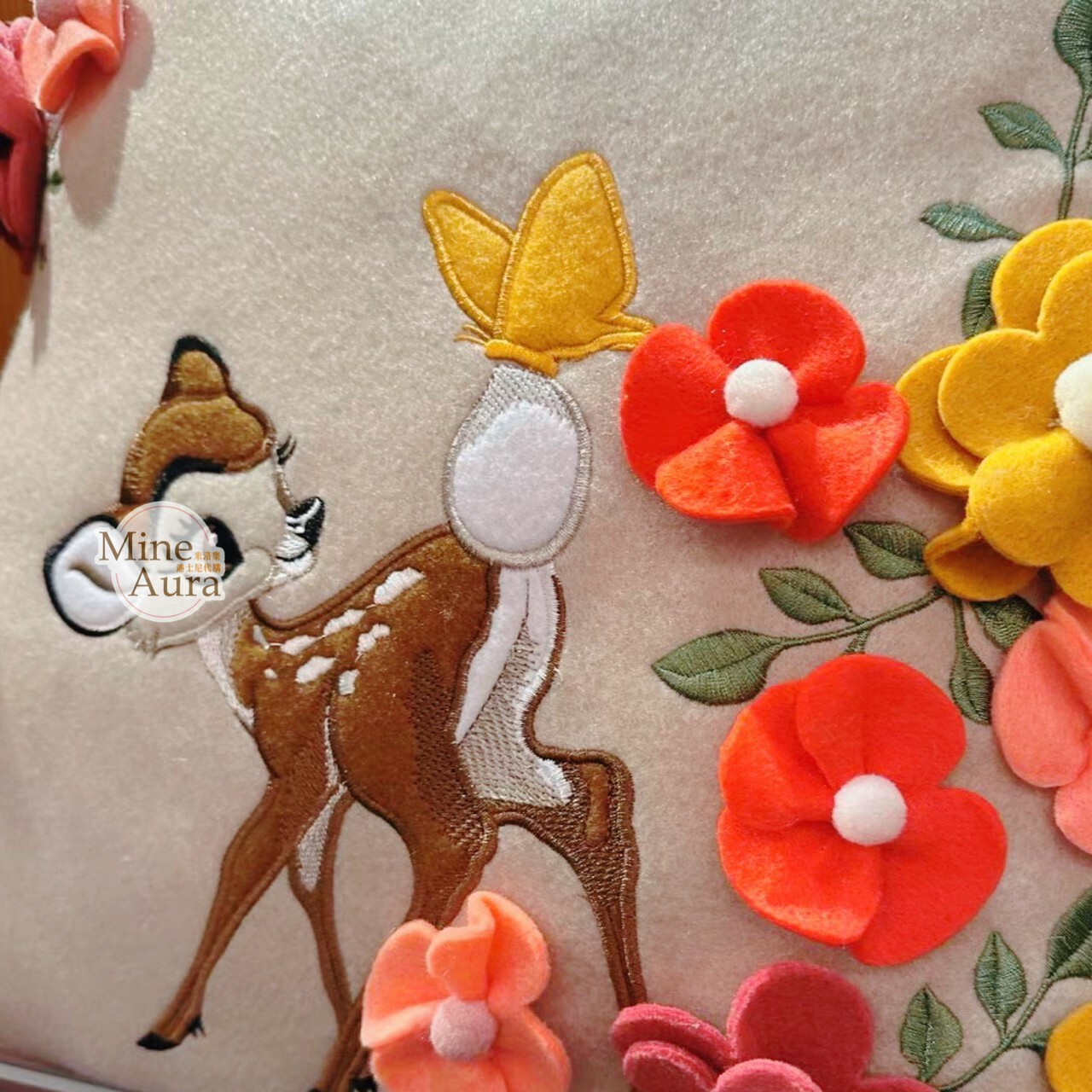 小鹿斑比 Bambi 立體花朵造型 枕頭 抱枕 靠墊 -上海迪士尼樂園