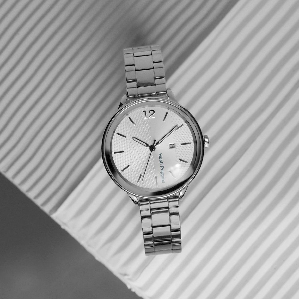 Signature 幾何斜紋休閒女錶