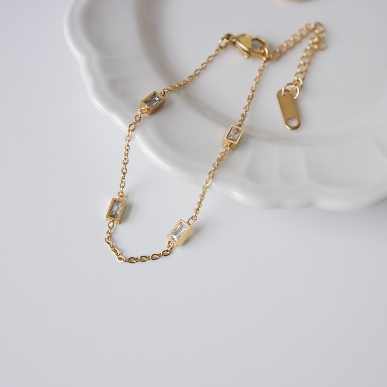 不怕水金色方鑽手鍊