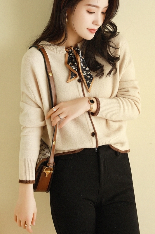 小花領巾針織外套 三色