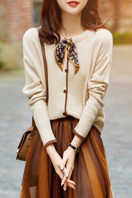 小花領巾針織外套 三色