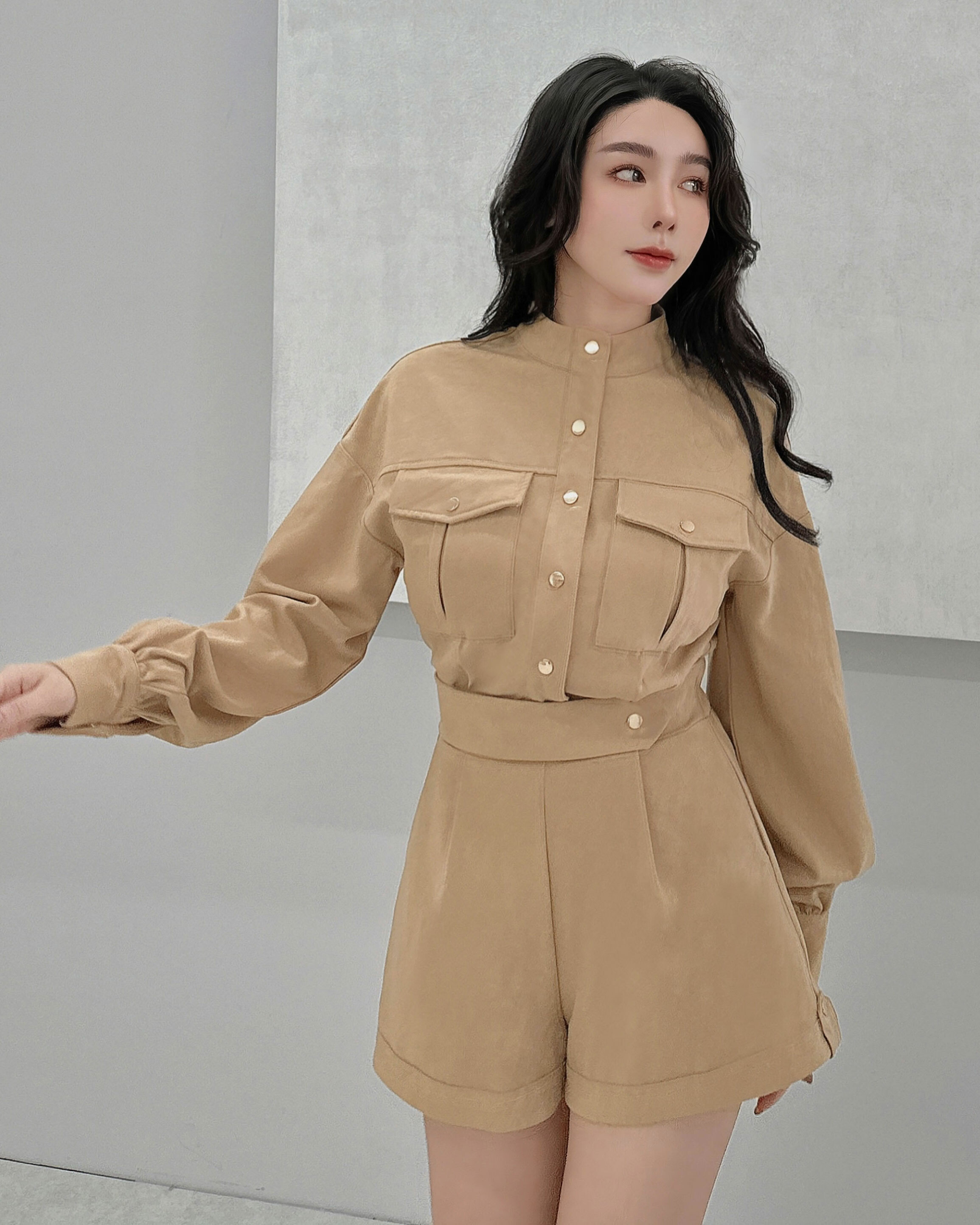 ⭒訂製-仿絨立領金釦連身短褲