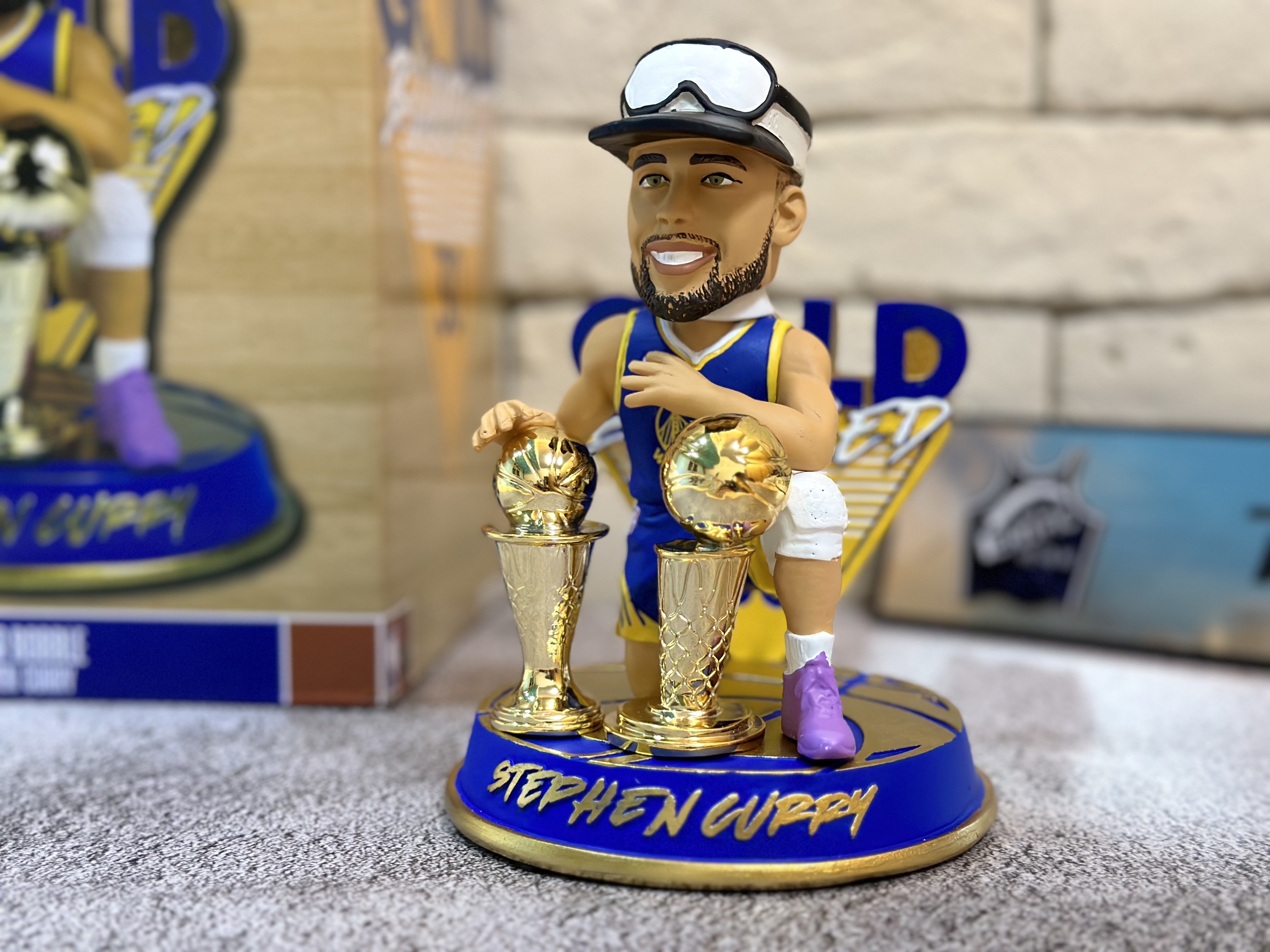 CURRY ボブルヘッド Amazon.com: Ru.Master Curry Bobblehead Basketball Action