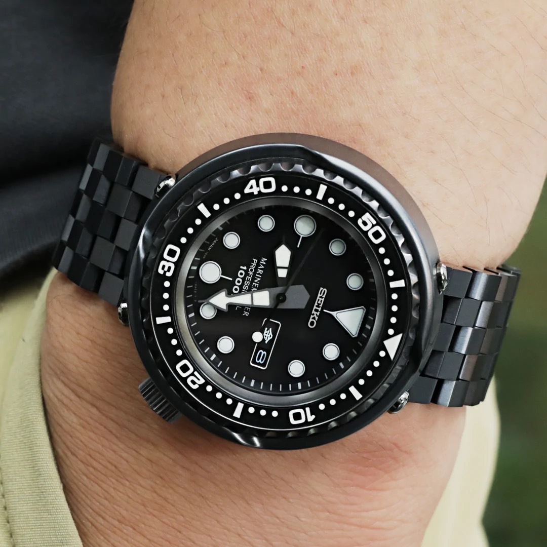 萬年鐘錶 - 太空人錶帶 SEIKO sumo小MM專用錶帶   碳黑色工程師實心不鏽鋼錶帶 SS212220BLC034