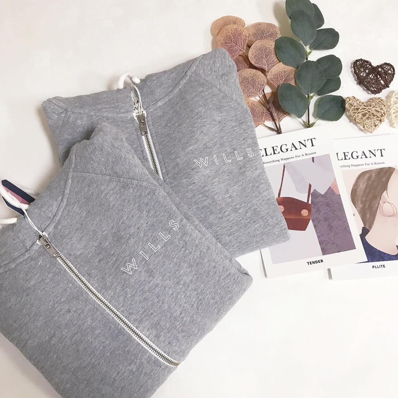 JACK WILLS LOGO ZIPUP HOODIES