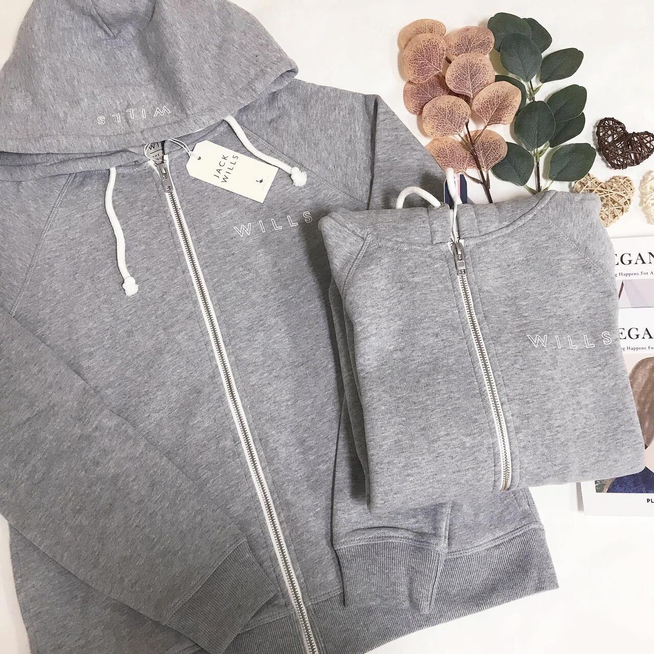 JACK WILLS LOGO ZIPUP HOODIES