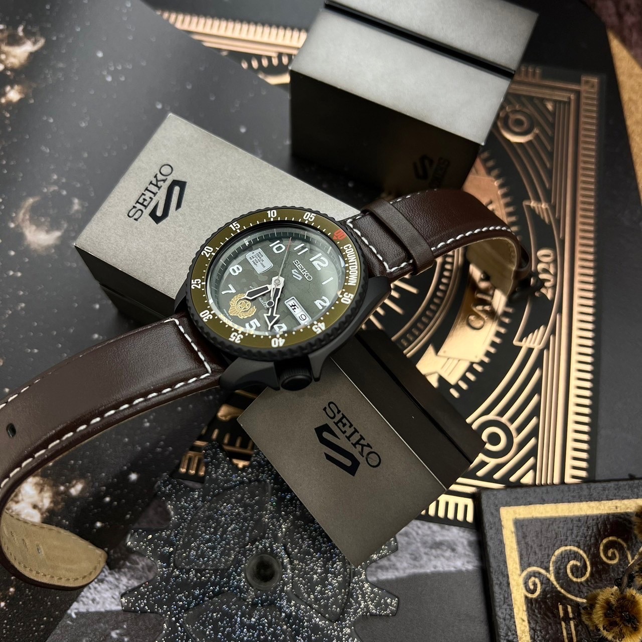 【SEIKO 精工】5 Sports系列 聯名限量機械錶 蓋爾 4R36-08V0J 現代鐘錶