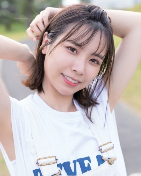 代購] 聲優Liyuu 黎獄1st寫真集「鼓動」